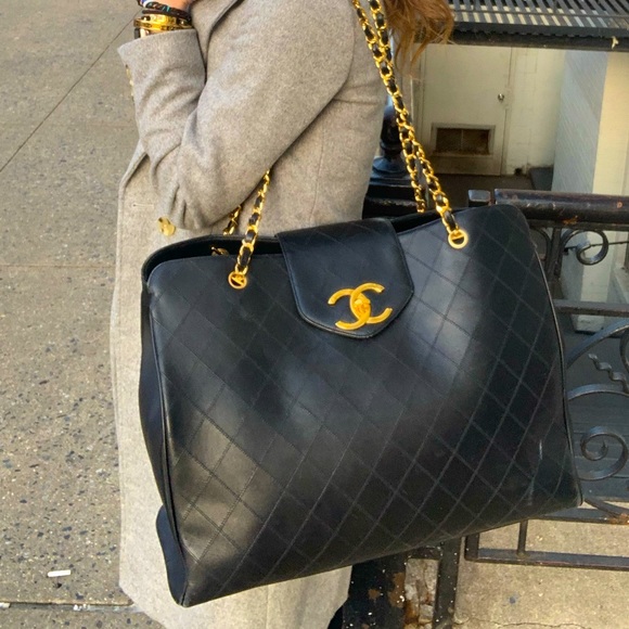 Chanel weekender model bag from early 1990’s RARE - Picture 5 of 13